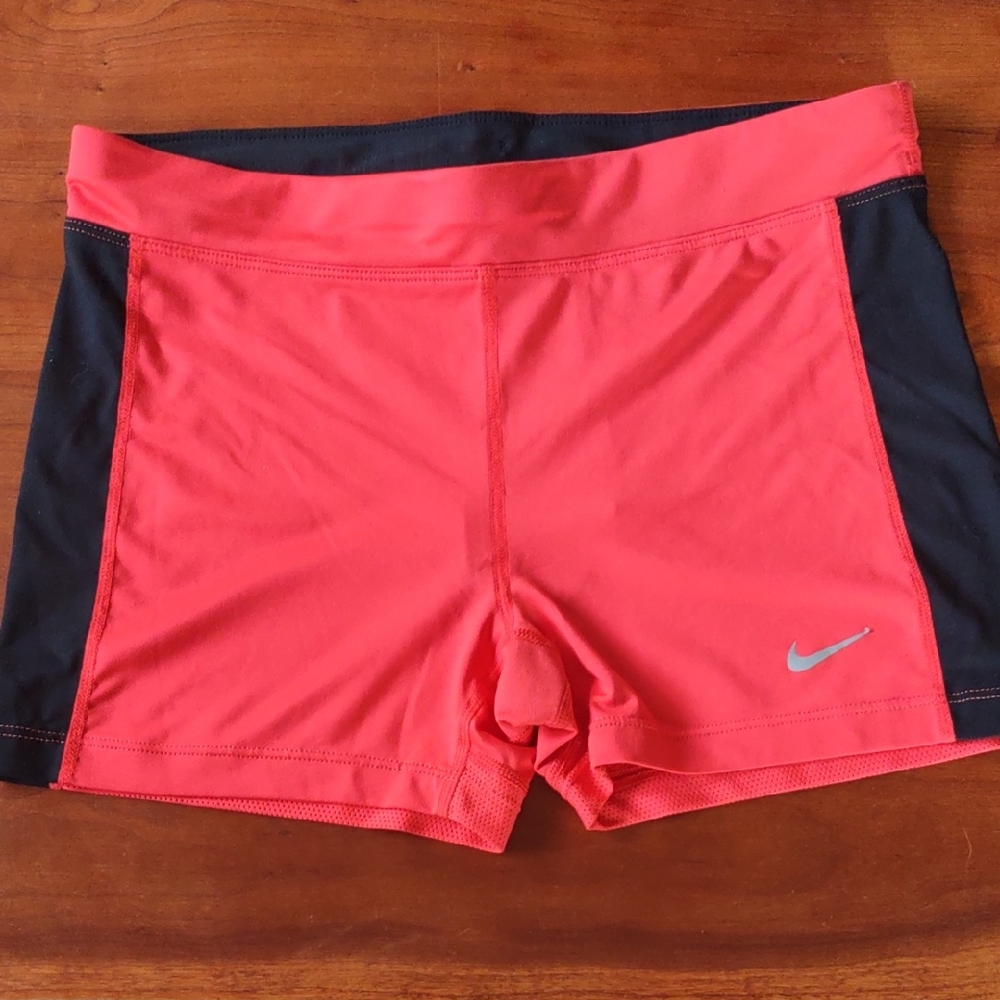 Nike Dri-fit training shorts, red/black, back waist zip pocket, Med